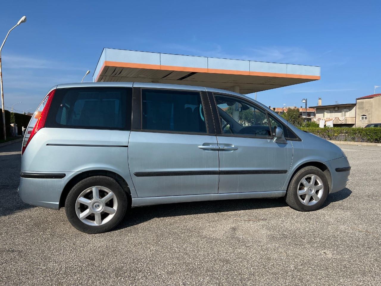 Fiat Ulysse 2.2 MJT 8 POSTI