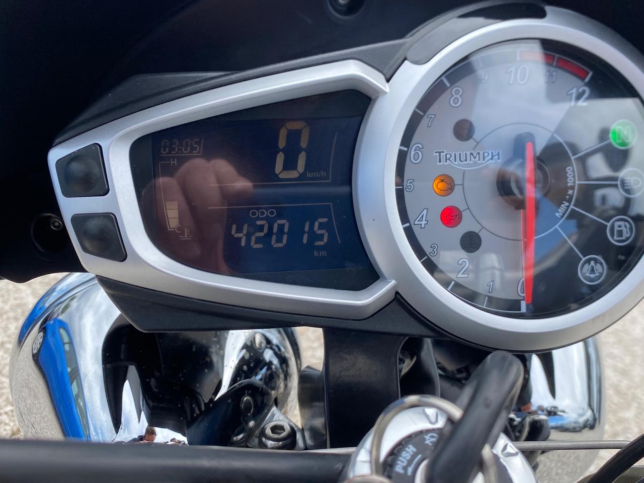 Triumph Speed Triple 1050 DA VETRINA