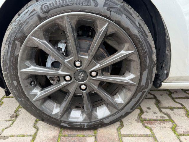 FORD Fiesta 1.0 Ecoboost 100 CV aut. 5 porte Vignale