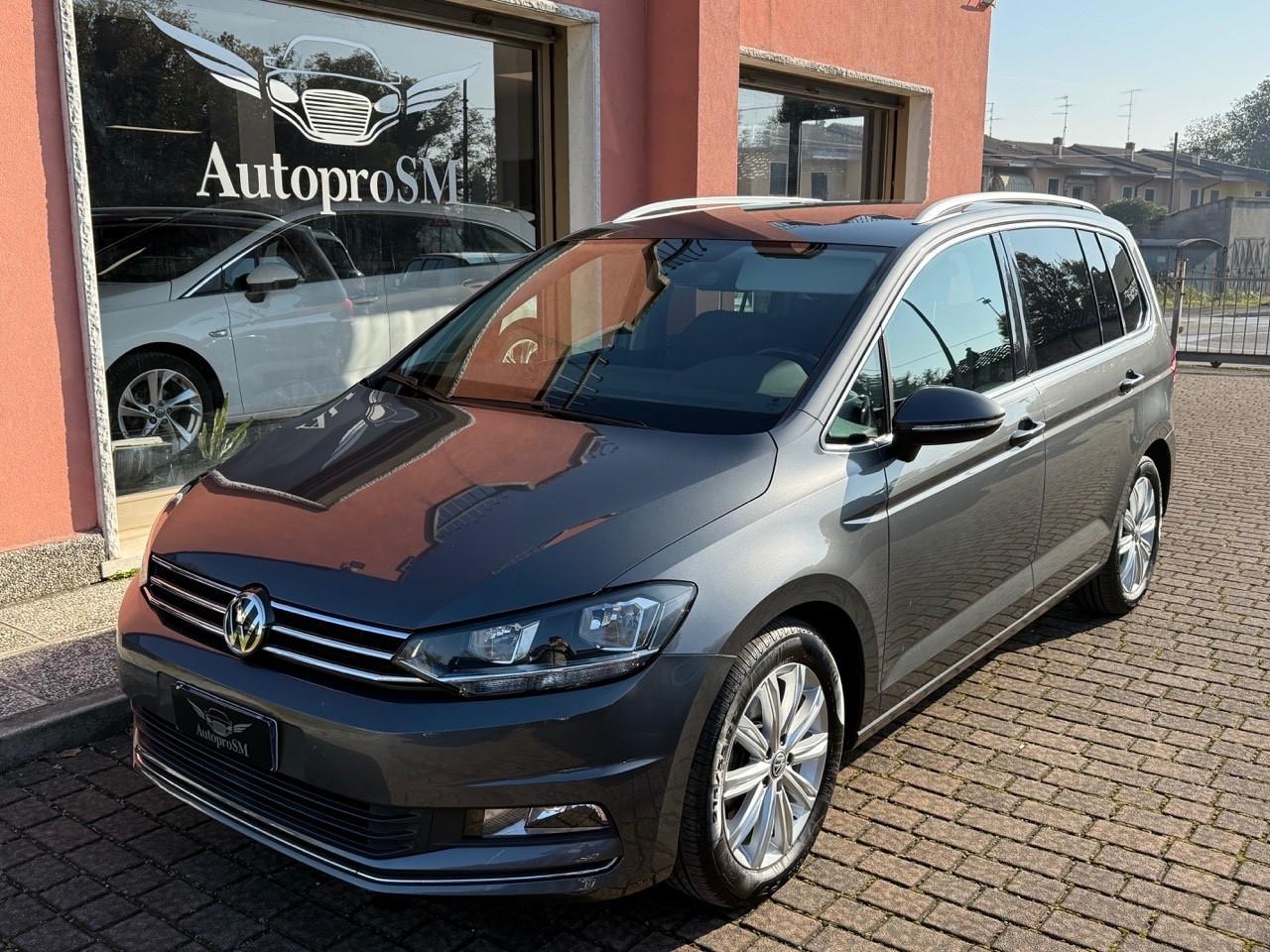 Volkswagen Touran 2.0 TDI 150 CV SCR DSG Highline BlueMotion Technology