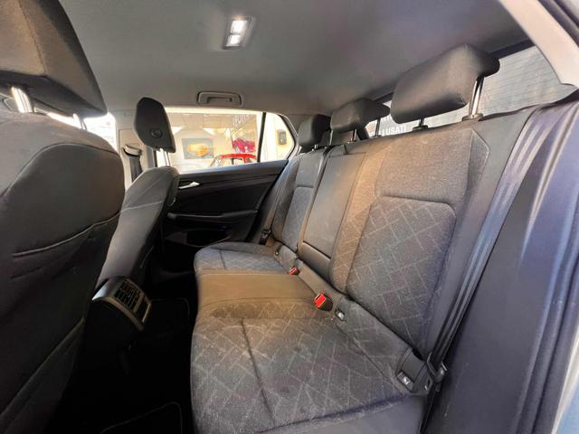 VOLKSWAGEN Golf 1.0 eTSI EVO DSG Life