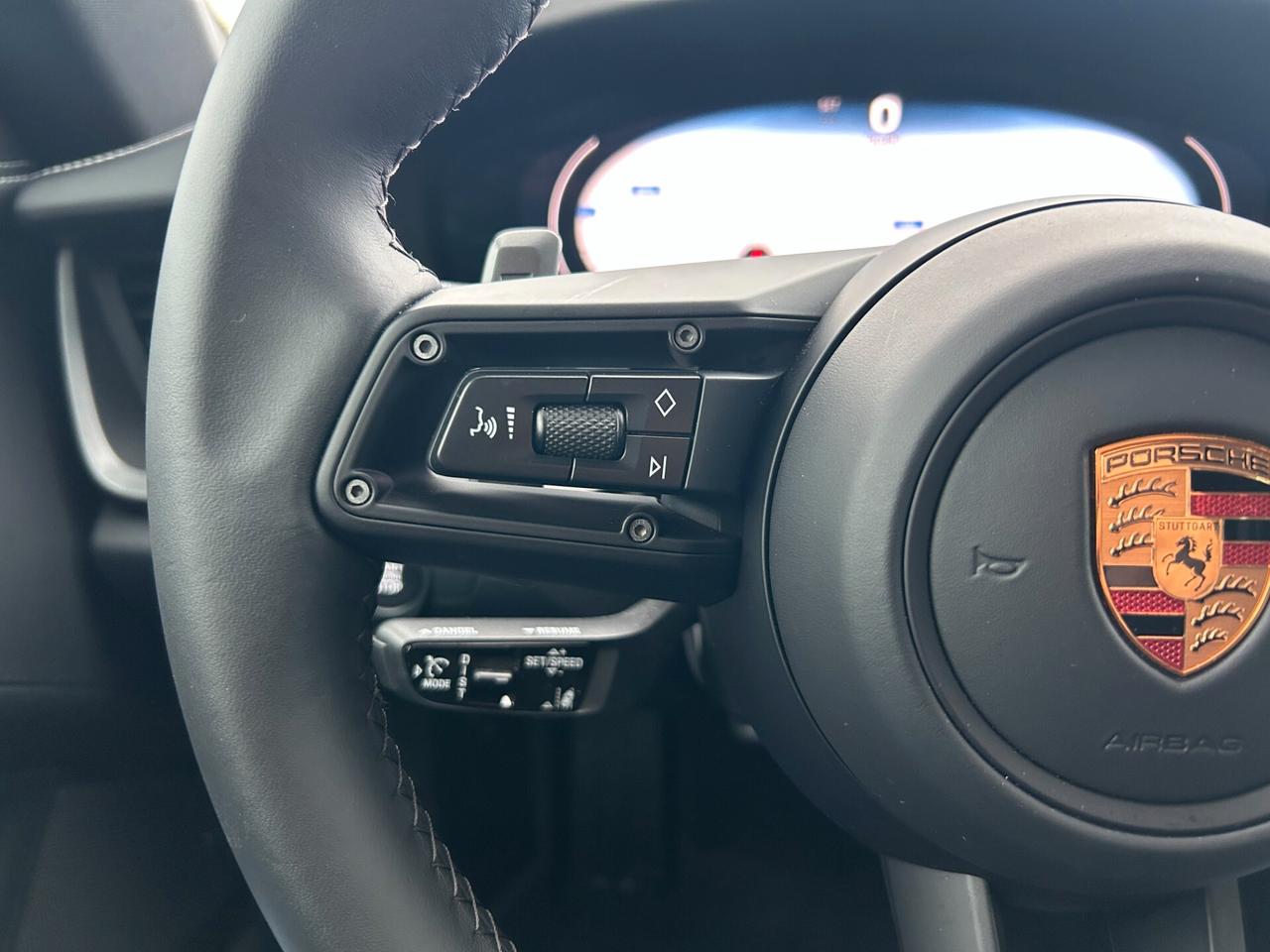 Porsche 911 Carrera 992.2 Coupe 3.0 394cv auto