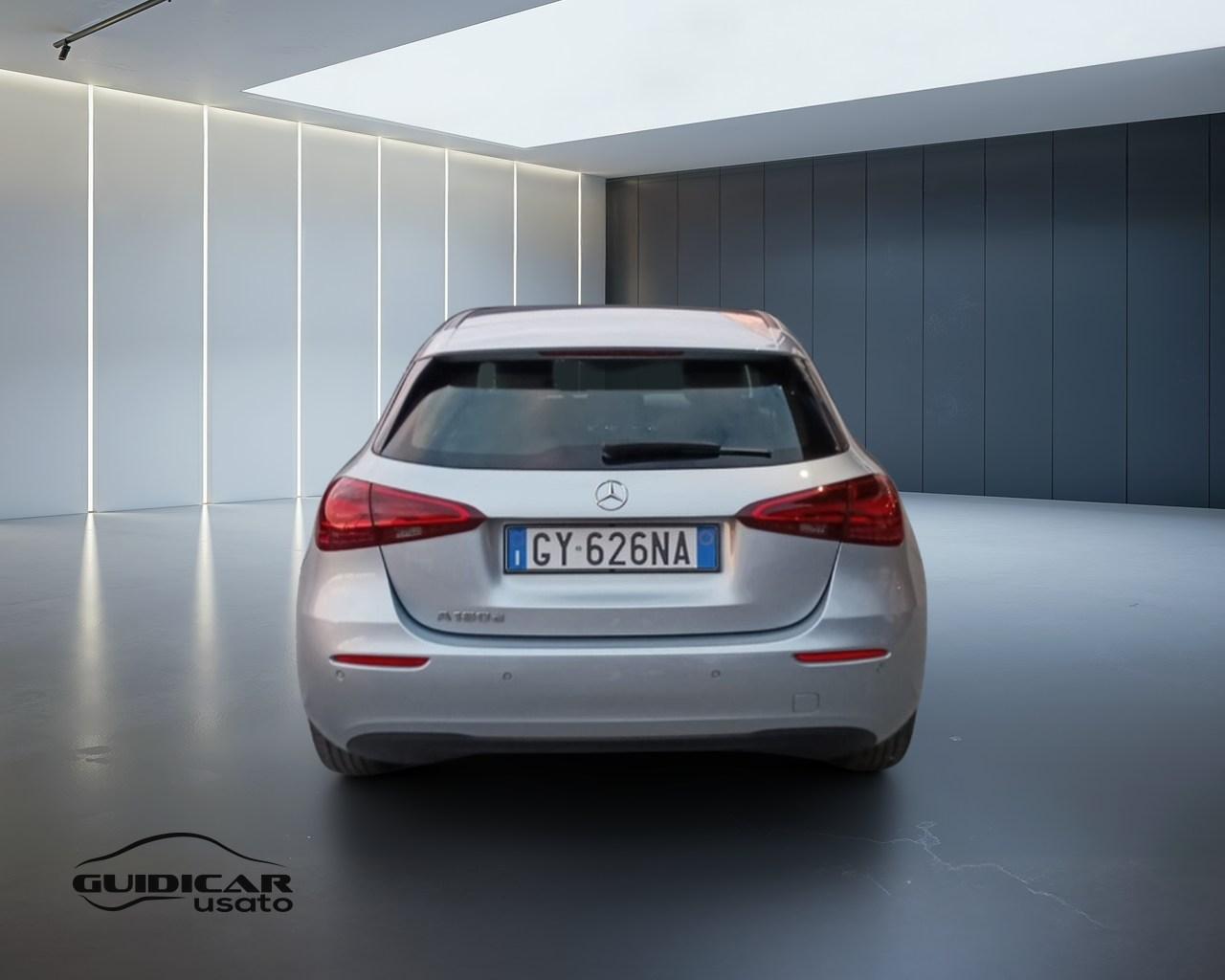 Mercedes-Benz Classe A - W177 2023 - A 180 d Advanced auto
