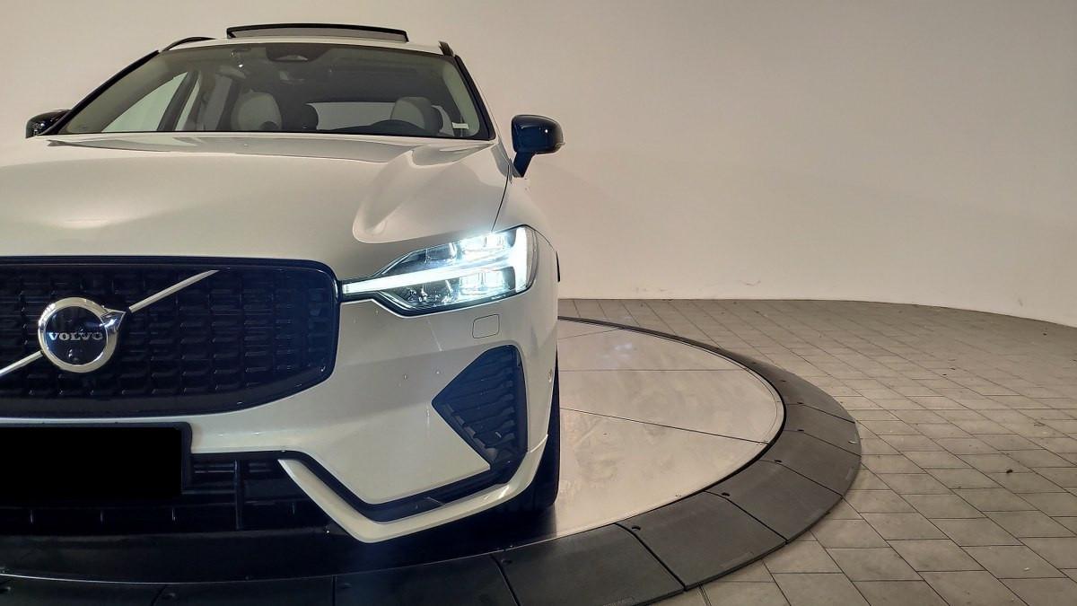 VOLVO Xc60 T8 Recharge Plug-In Hybrid Awd Aut. Ultimate Dark