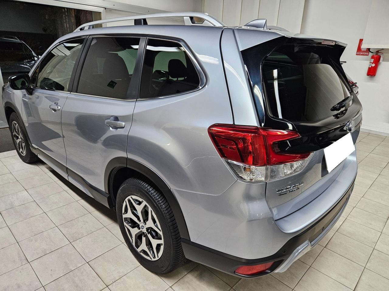 Subaru Forester 2.0 e-Boxer MHEV CVT Lineartronic Style - IBRIDA