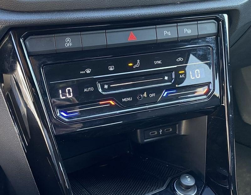 Volkswagen T-Roc R-Line 2.0 TDI 150 CV DSG 4MOTION