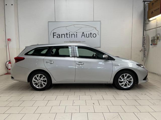 TOYOTA Auris Touring Sports 1.8 Hybrid Business