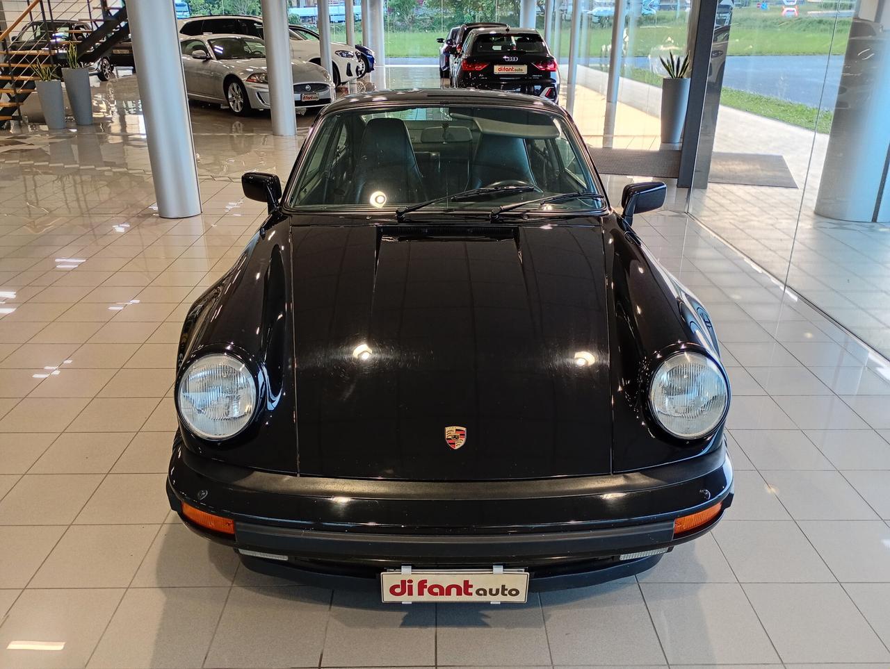 Porsche 911 930 3.3 TURBO