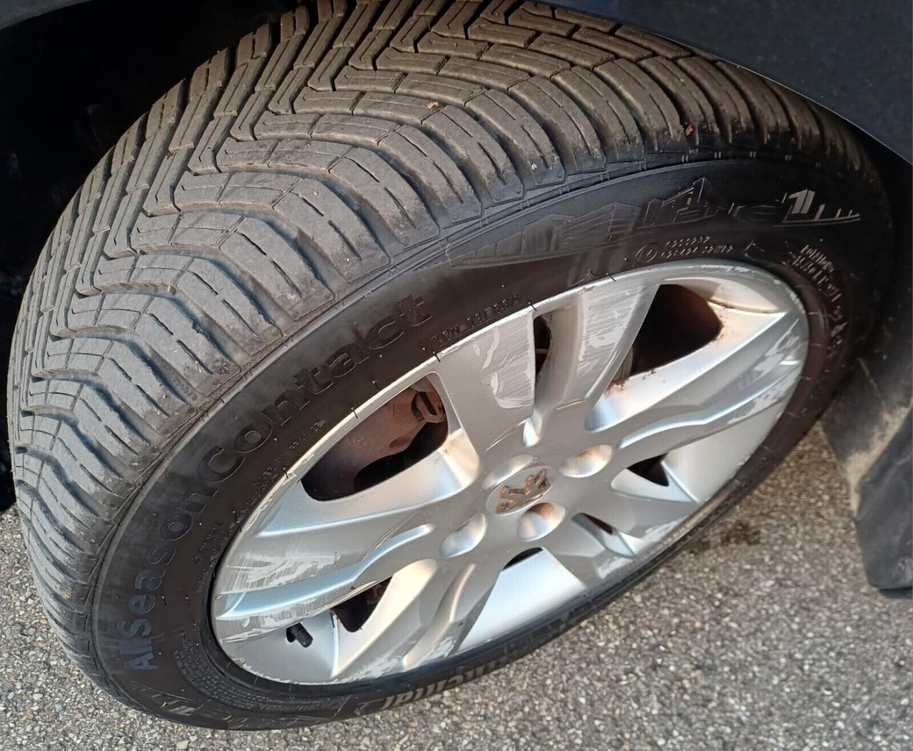 Peugeot 5008 1.6 HDi 112CV Féline