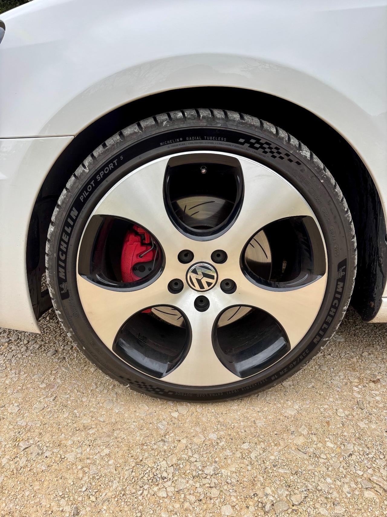 Volkswagen Golf 2.0 TSI 5p. GTI