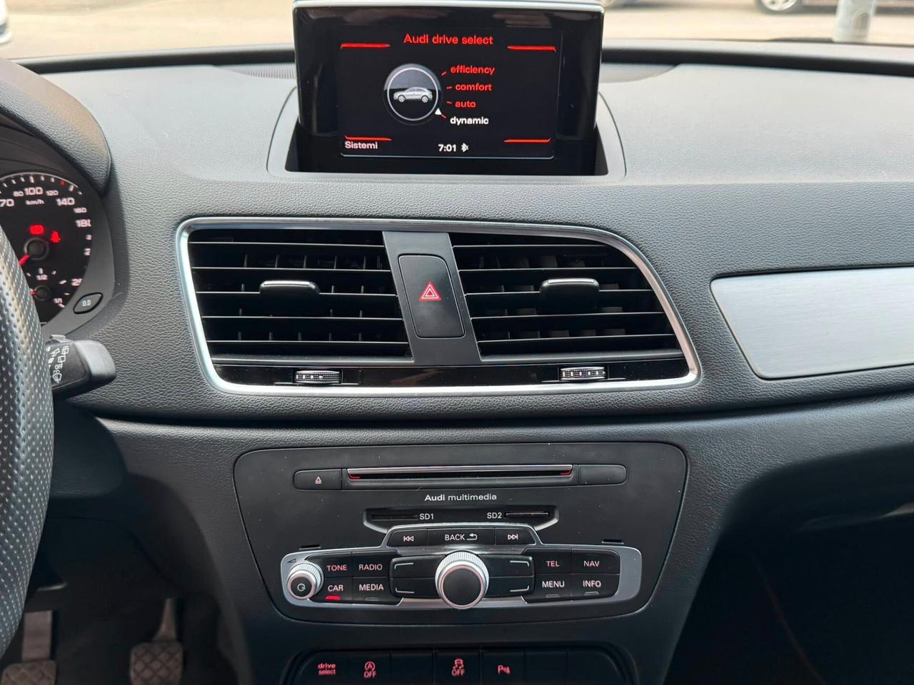 AUDI Q3 20 TDI 150 CV. E6 S-LINE FULL