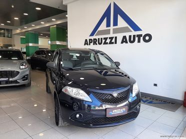 LANCIA Ypsilon 1.2 69 CV 5p. Gold