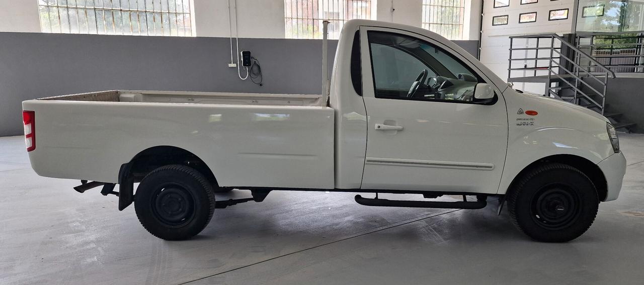Mahindra Genio 2.2 SC 120cv 4WD N1