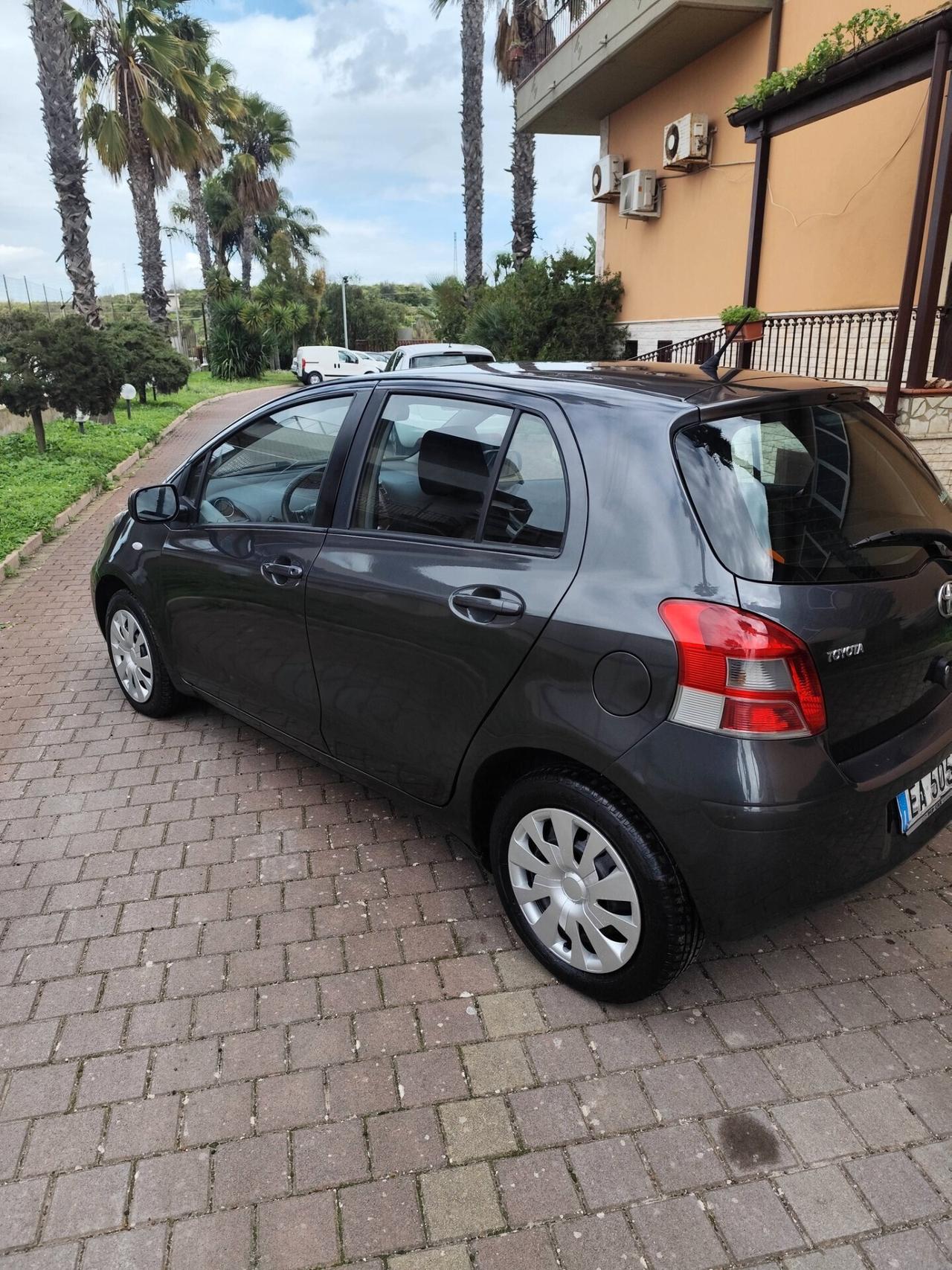 Toyota Yaris 1.3 5 porte M-MT Sol
