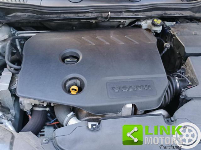 VOLVO V40 D2 1.6 Summum