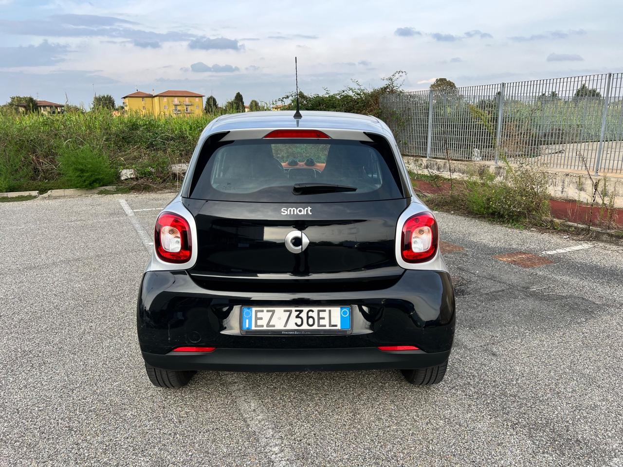 Smart ForFour 70 1.0 Youngster