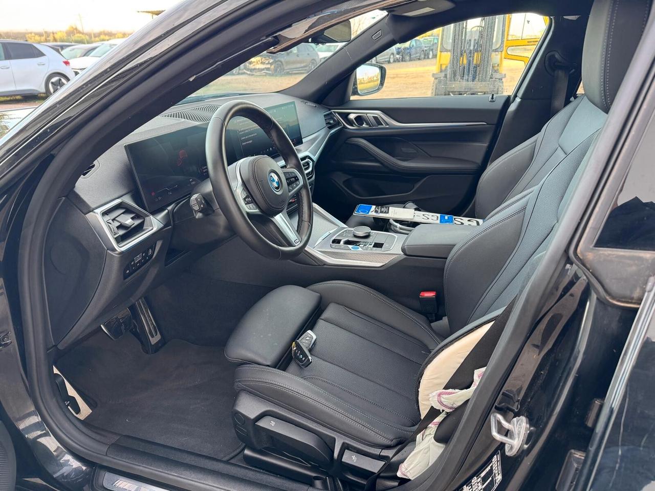 BMW i4 edrive40 Msport 83kw/h 340cv INCIDENTATA