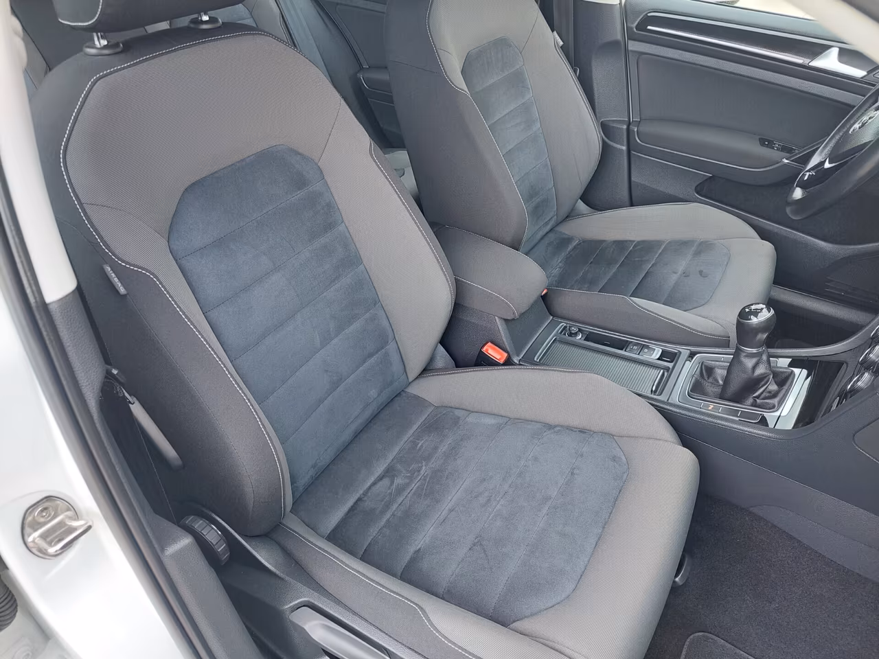 Volkswagen Golf 1.6 TDI 110 CV 5p. Highline BlueMotion Technology