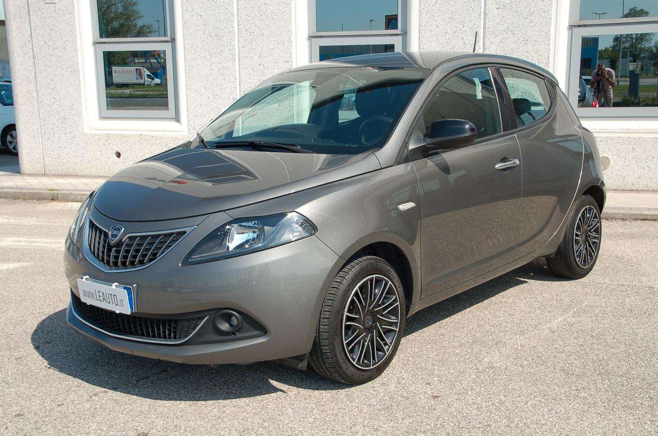 Lancia Ypsilon 1.0 FireFly 5 porte S&S Hybrid Gold Plus