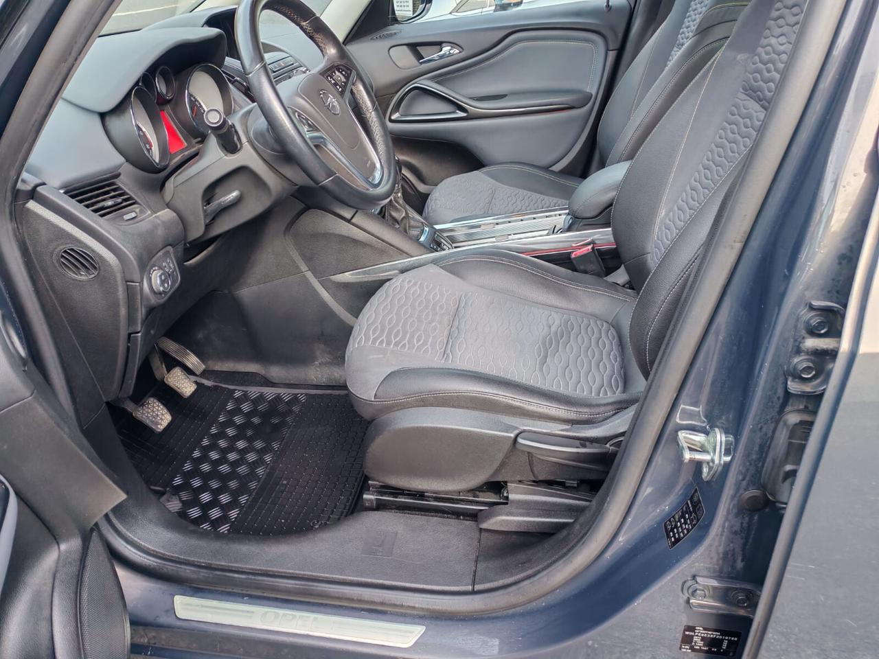 Opel Zafira Tourer 2.0 CDTi 130CV aut. Cosmo