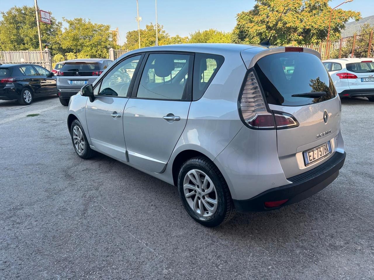 Renault Scenic Scénic XMod 1.5 dCi 110CV Start&Stop Energy 2015