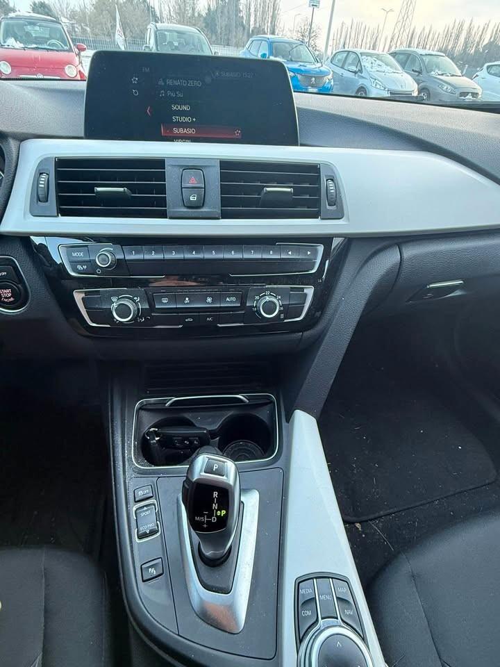 Bmw 316d m sport. Motore 2.0