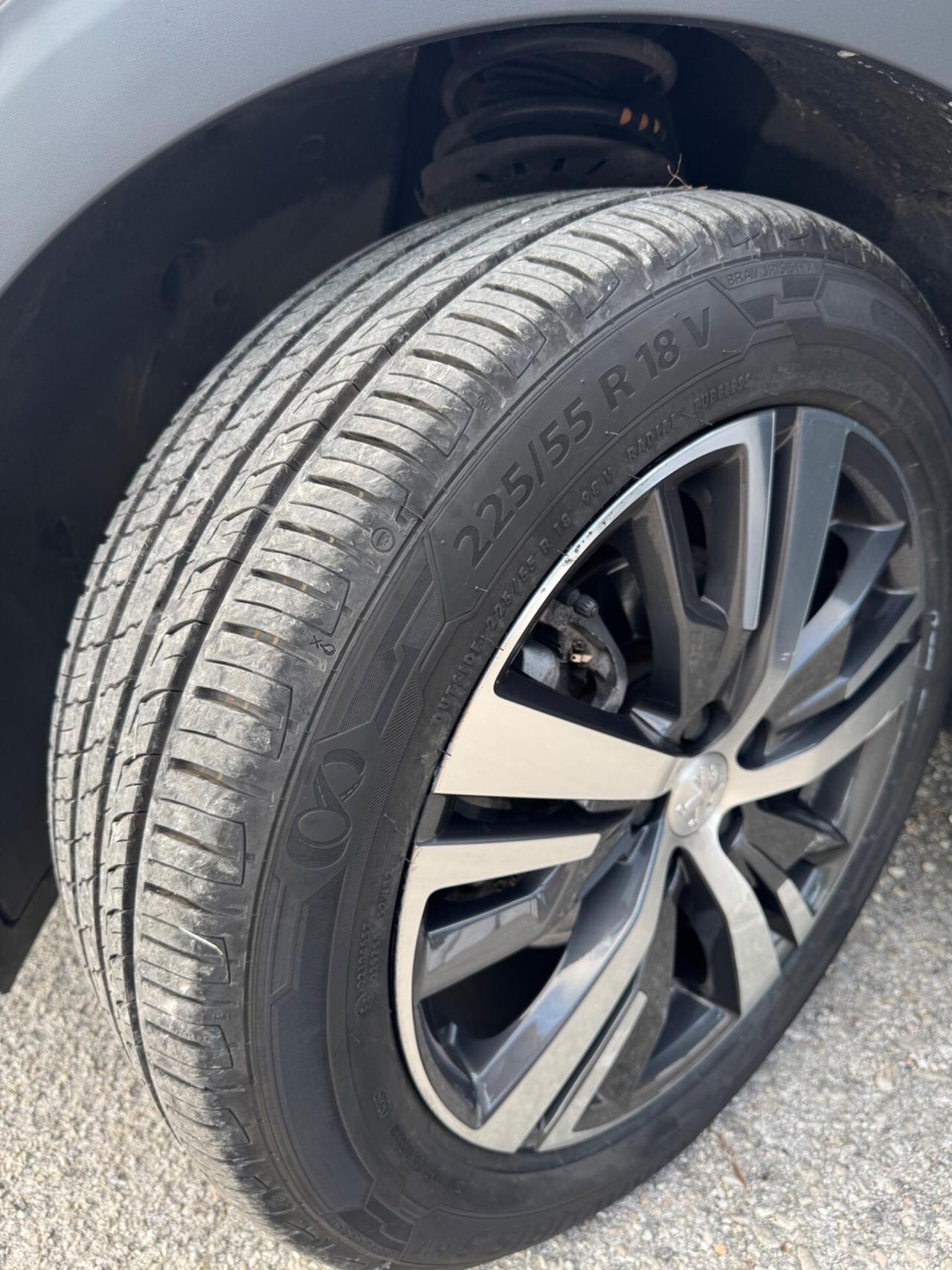 Peugeot 3008 BlueHDi 130 S&S EAT8 Allure Pack
