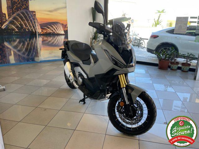 HONDA X-ADV 750 GRIGIO OPACO *2.377 Km