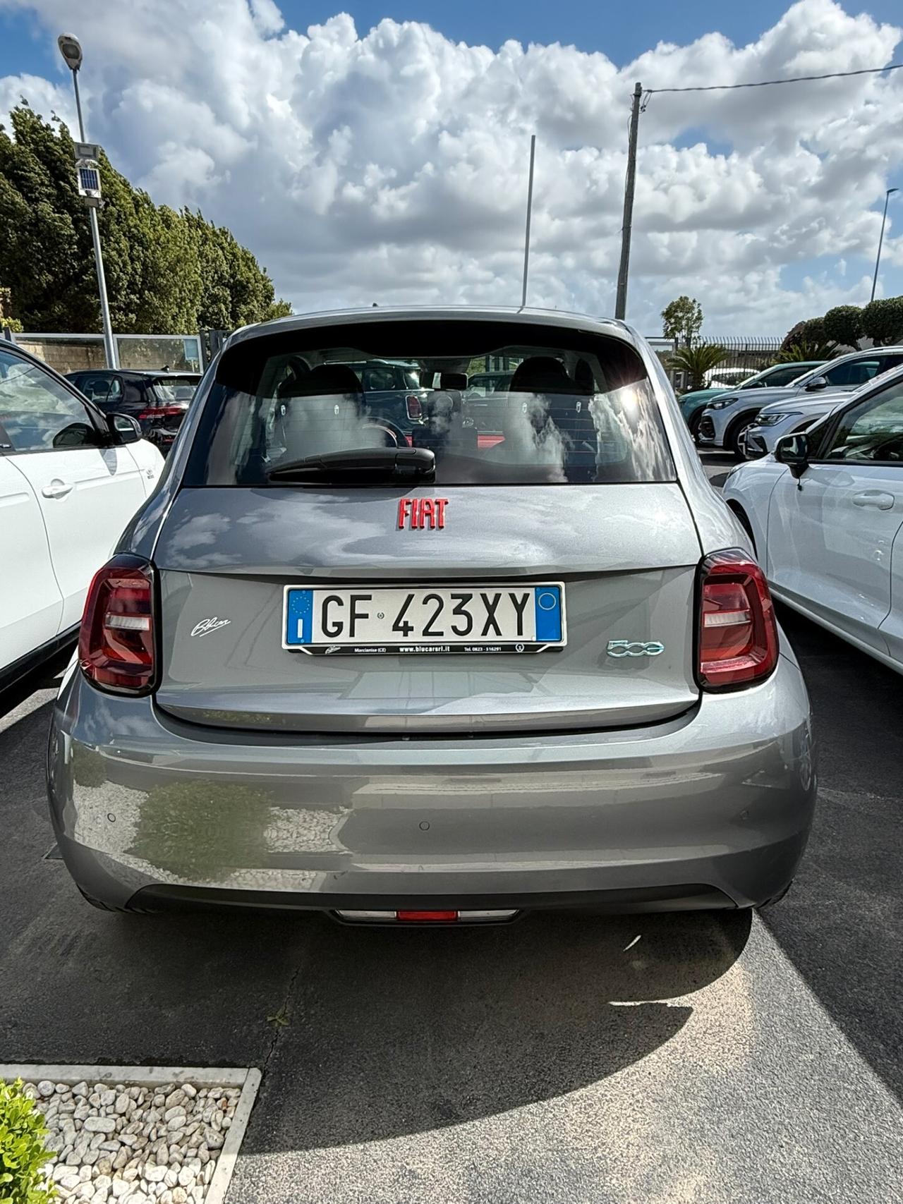 Fiat 500e Berlina 23,8 kWh Red 11/2021
