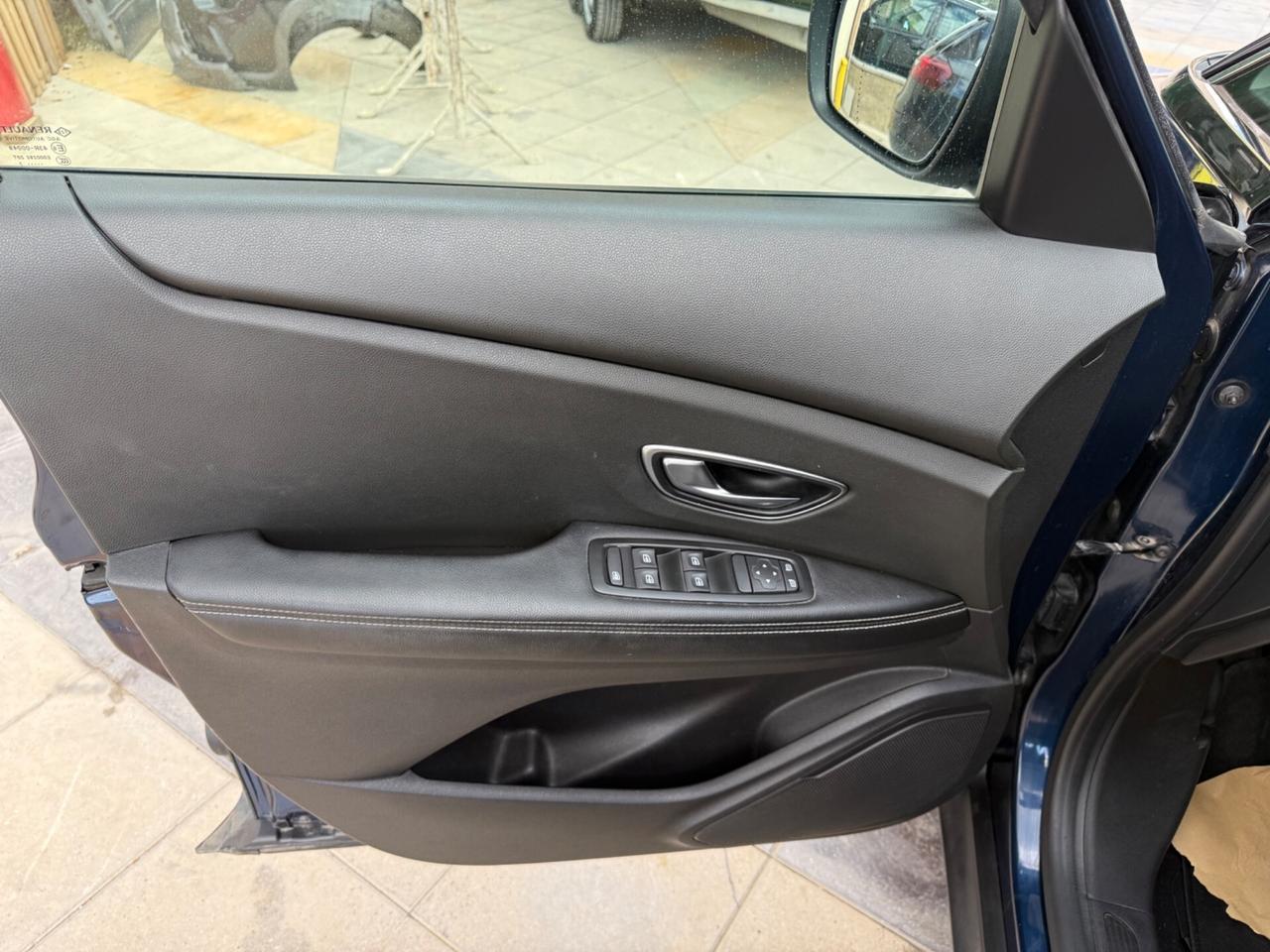 Renault Grand Scenic dCi 8V 110 CV EDC Energy Intens