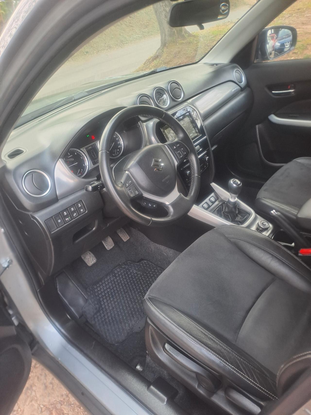 Suzuki Vitara 1.6 DDiS 4WD AllGrip V-Top