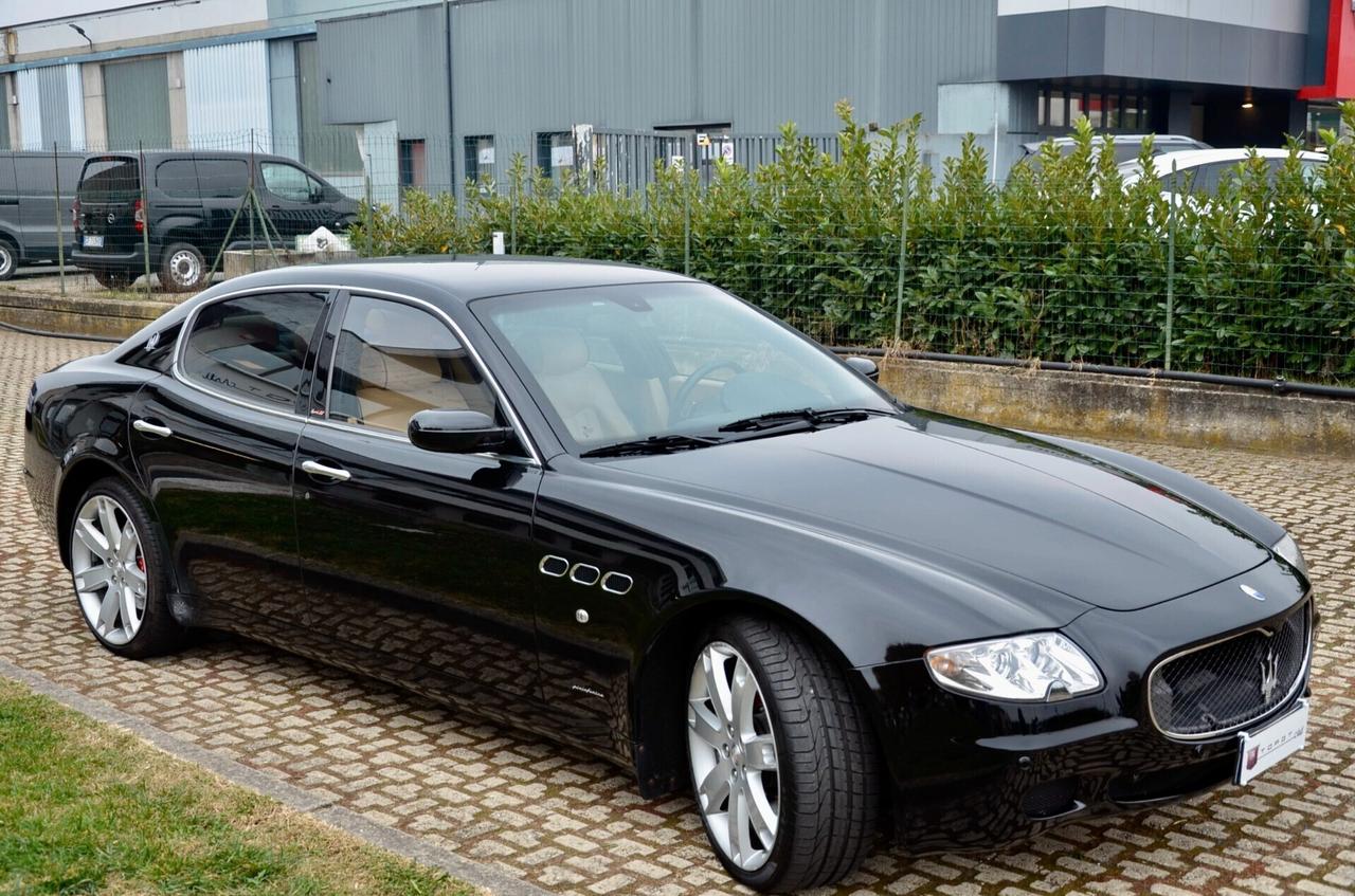 MASERATI QUATTROPORTE 4.2 V8 401cv AUTO, UNICOPRORIETARIO, UFF ITALIANA, SERVICE UFF MASERATI, ECCELLENTI CONDIZIONI, 20", PERMUTE
