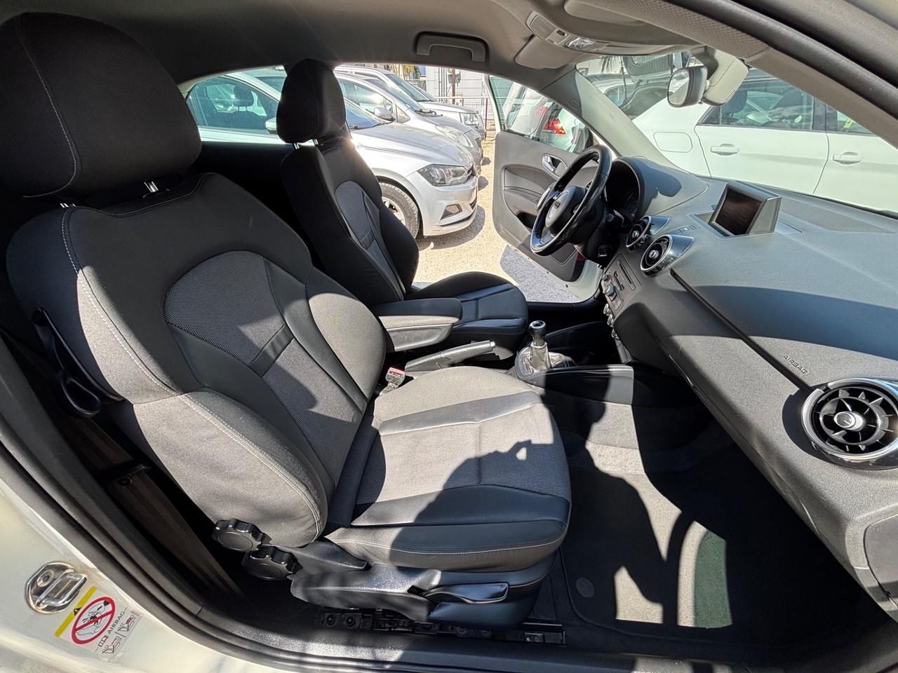 AUDI A1 1.6TDI 90CV S-LINE EURO5B