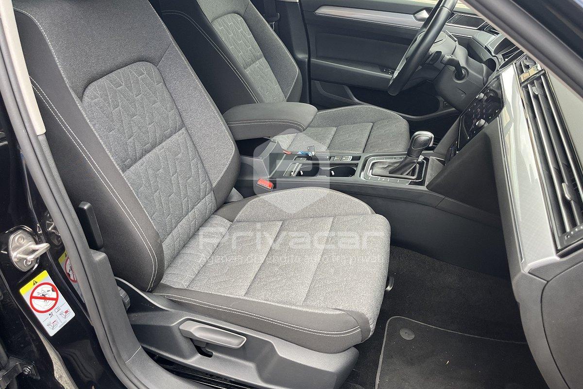 VOLKSWAGEN Passat Variant 2.0 TDI SCR EVO DSG Business