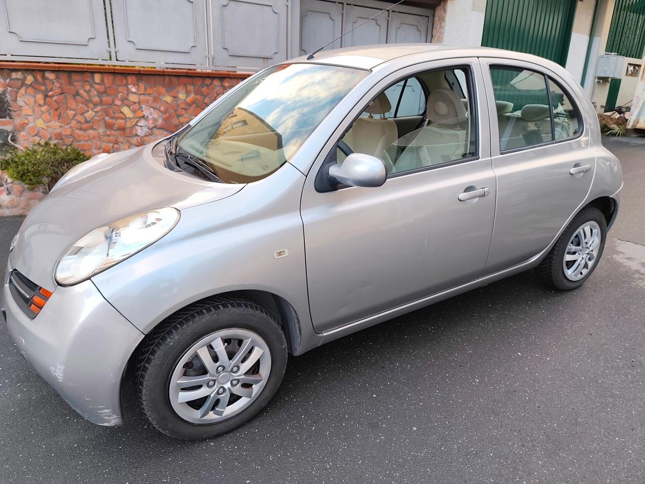 Nissan Micra 1.2 5 porte benzina
