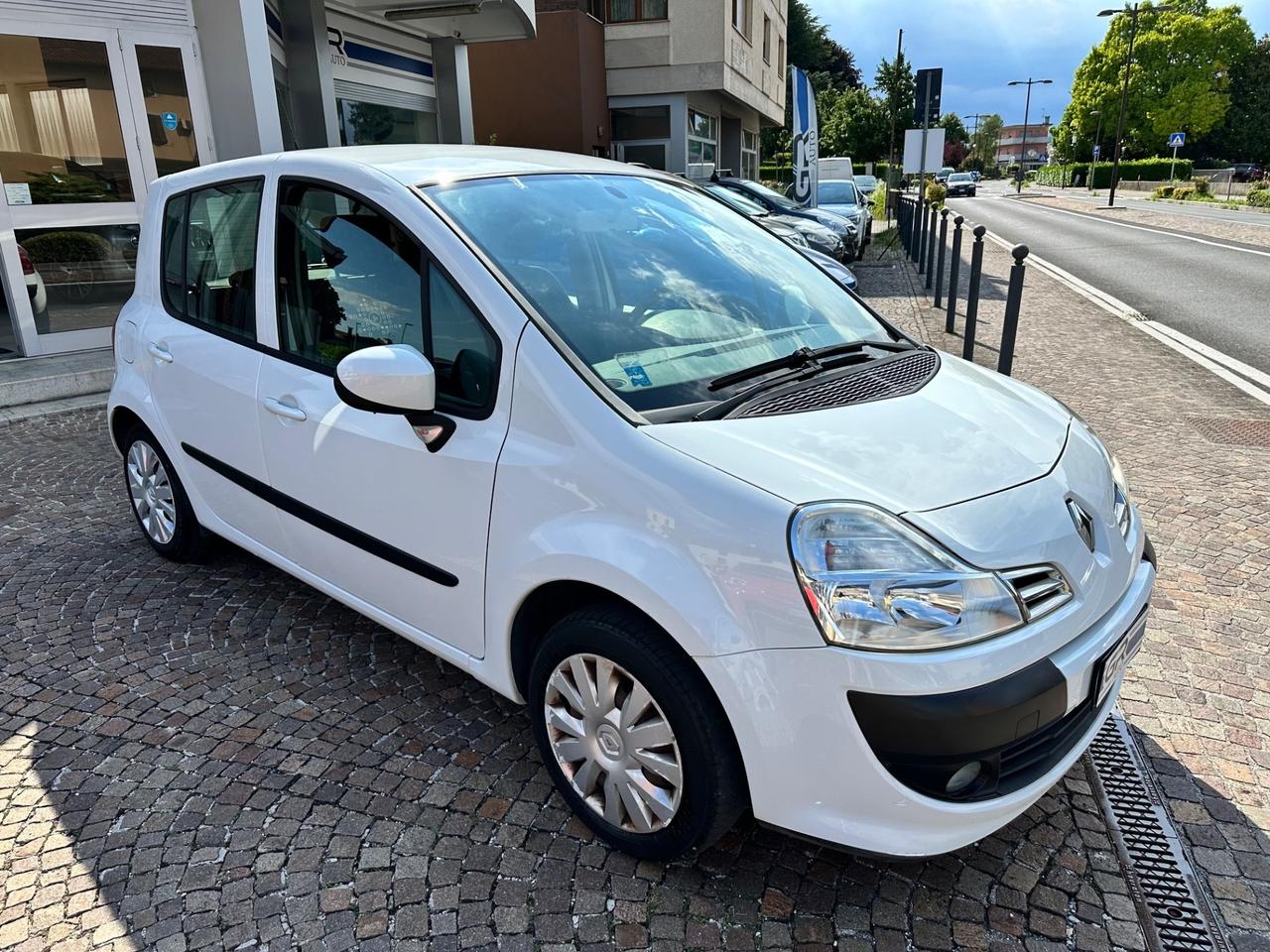 Renault Modus 1.2Bz 75Cv 5P -Uniproprietario