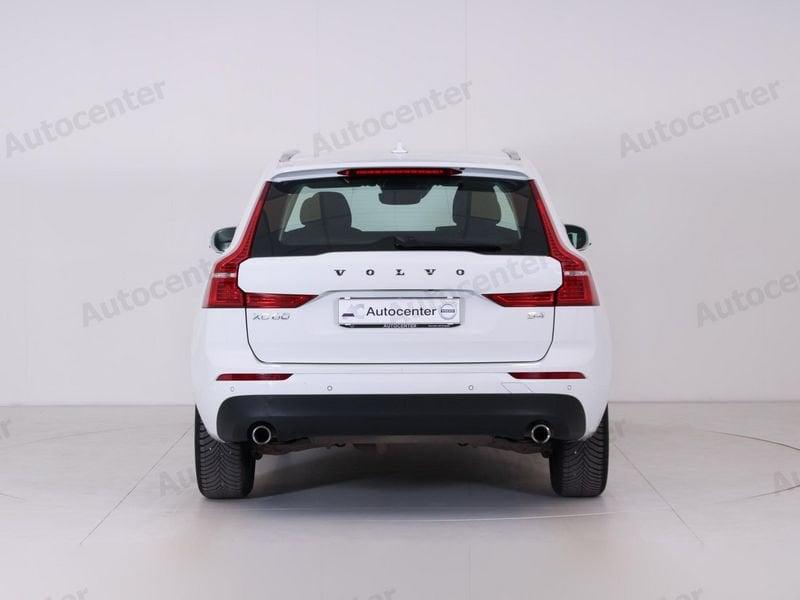 Volvo XC60 XC60 B4 (d) FWD 197CV AUT MOMENTUM PRO