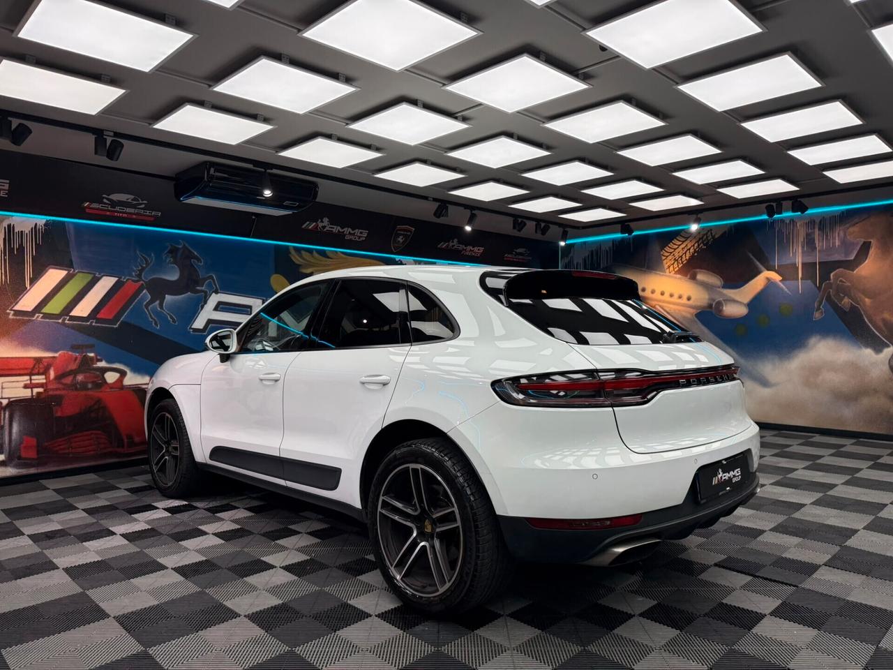 Porsche Macan 2.0 (642)