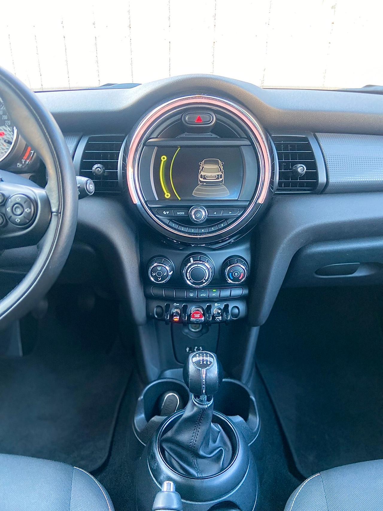 Mini 1.5 Cooper D 116cv 5porte