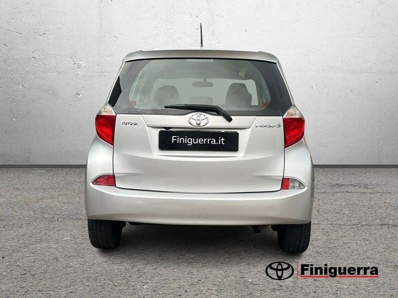 Toyota Verso-S Verso-S 1.4D MT Style