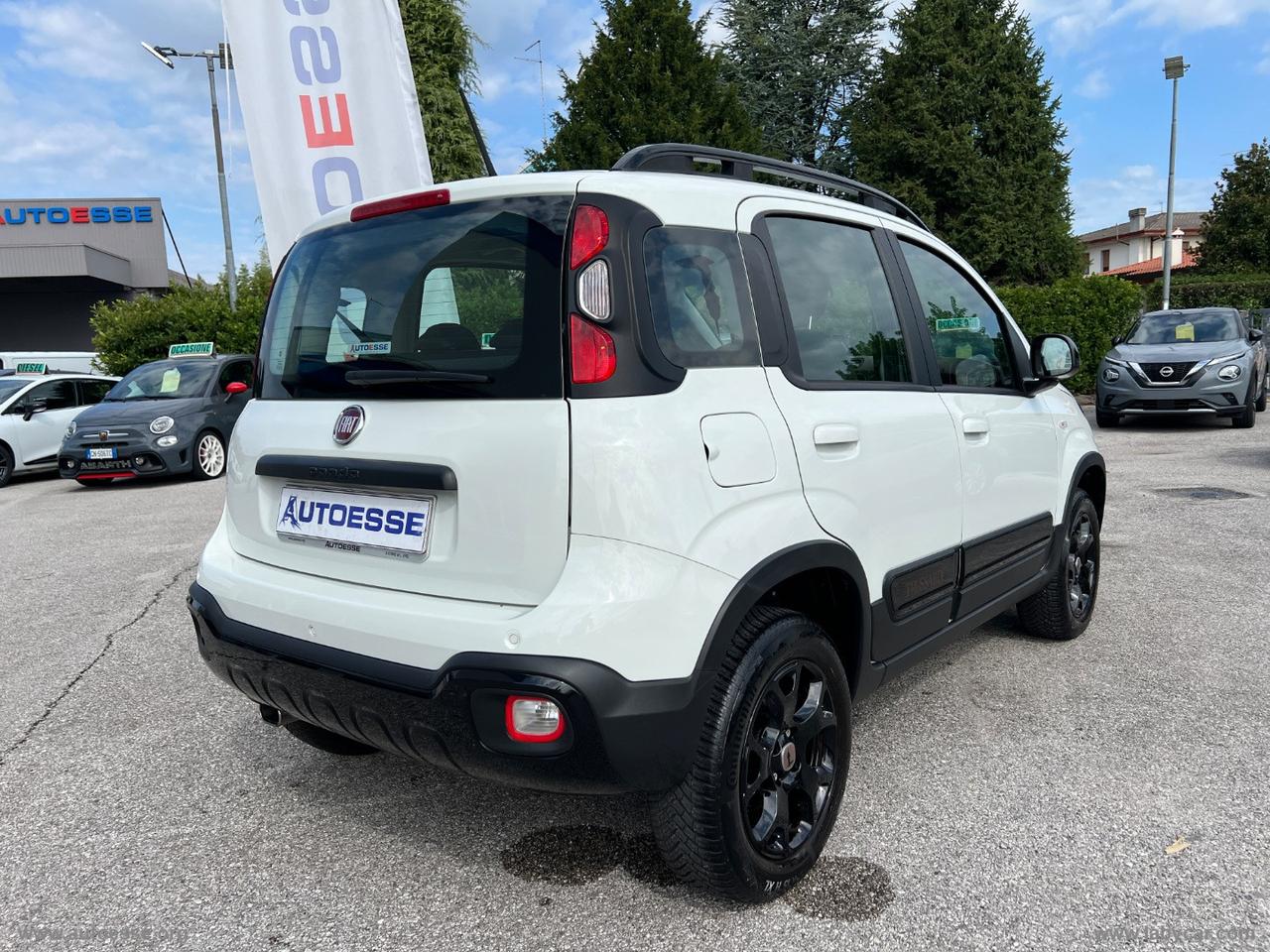 FIAT Panda 0.9 T.Air S&S 4x4 Trussardi
