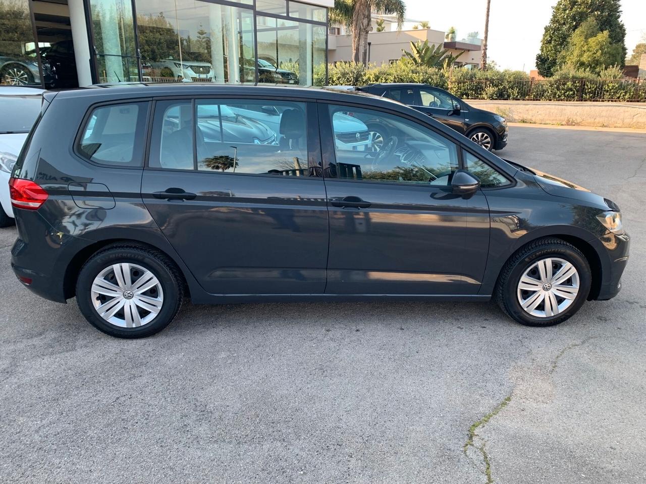 Volkswagen Touran 1.6 tdi Executive 7 Posti