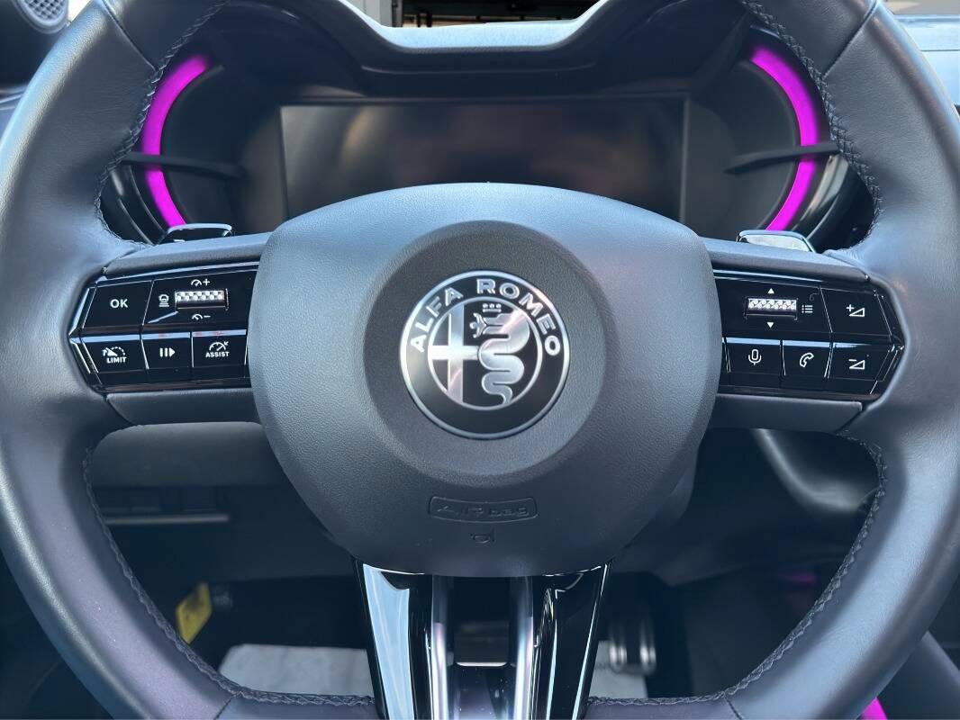 Alfa Romeo Junior 1.2 ibrida 145cv edct6 Con NAVIGATORE & TELECAMERA