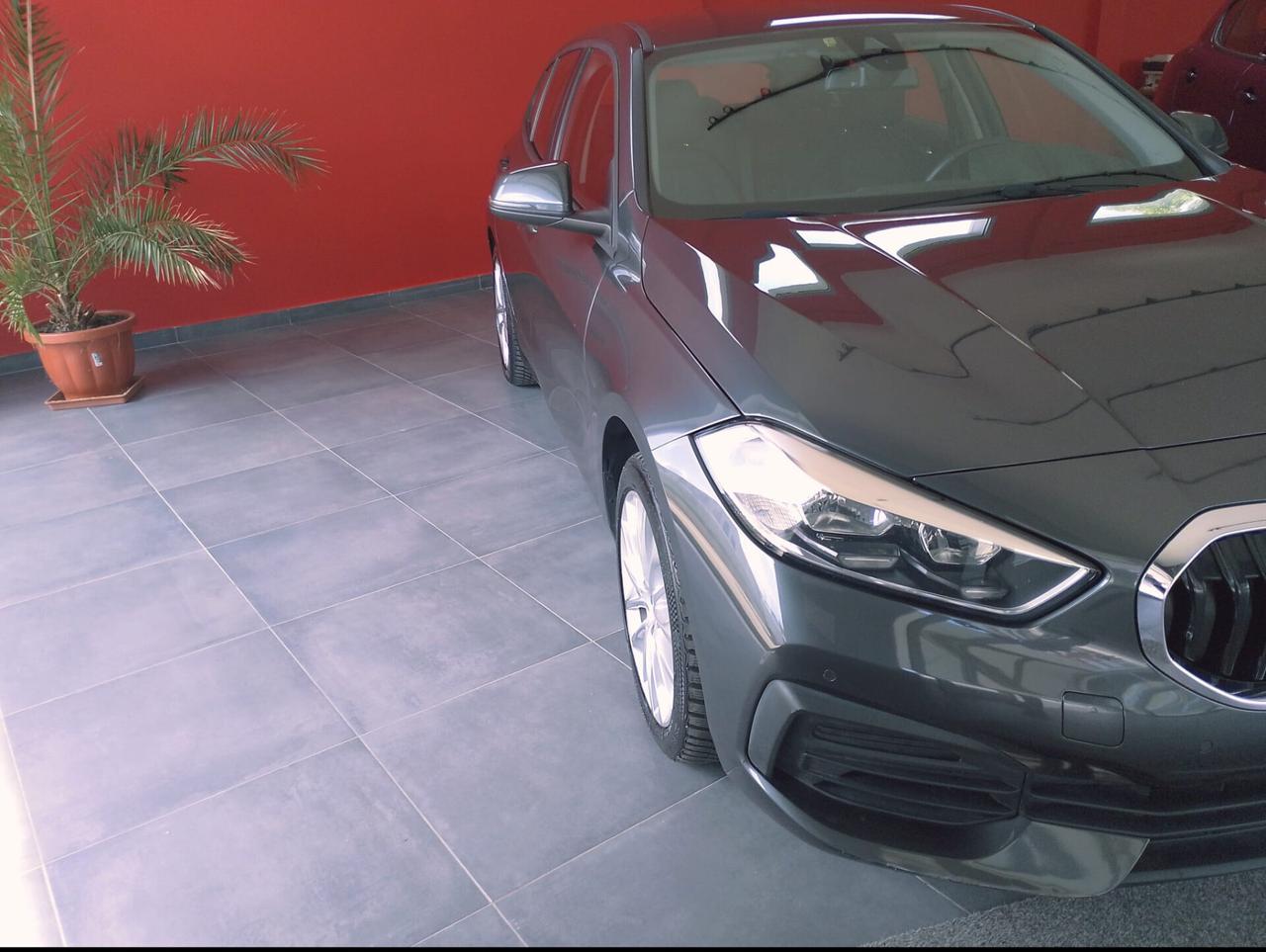 Bmw 120d xDrive 5p. Business Advantage