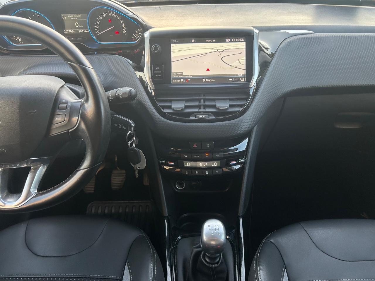 Peugeot 2008 BlueHDi 120 S&S Black Matt Euro6B