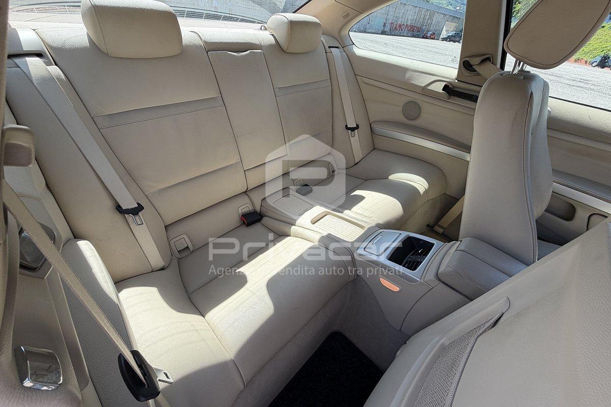 BMW 320d xDrive cat Coupé Futura