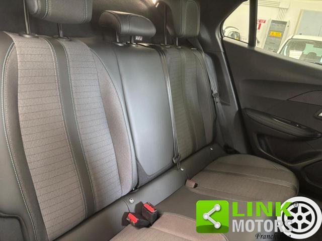 PEUGEOT 2008 PureTech 100 S&S Allure Pack KM CERT, LED.