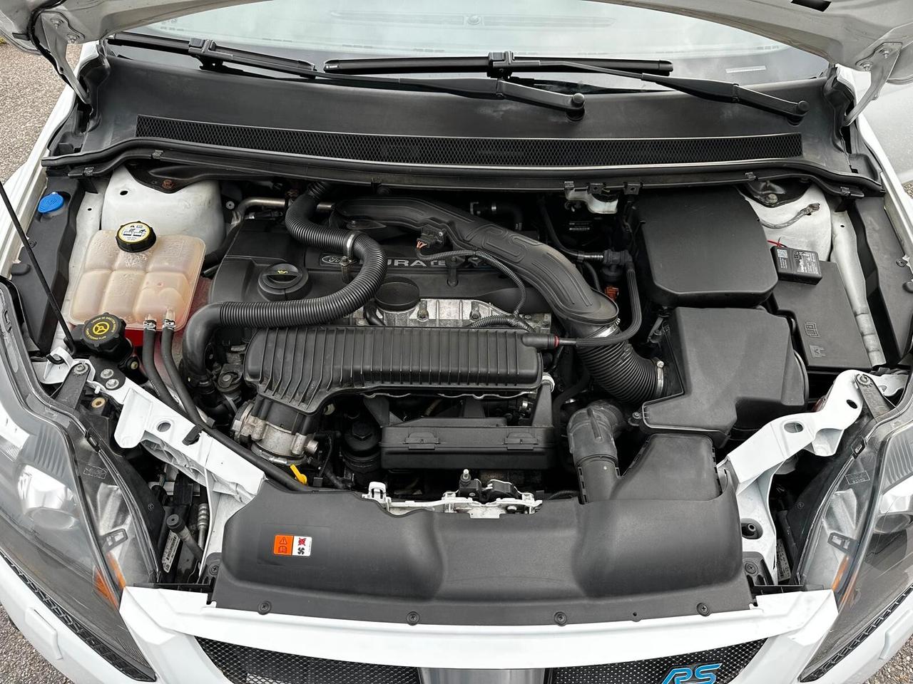 Ford Focus 2.5T (305CV) 3p. RS