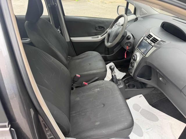 TOYOTA Yaris 1.4 D-4D DPF 5p Sol senza nessun lavoro da fare