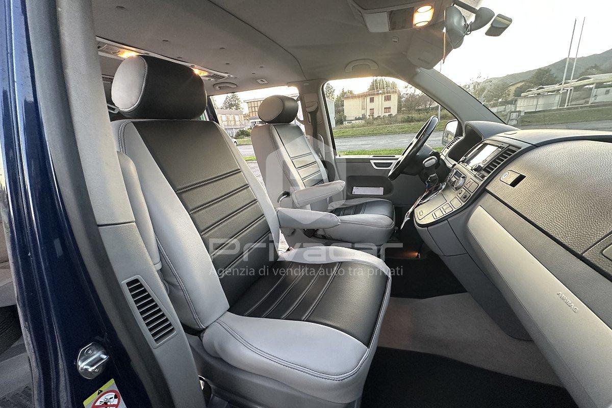 VOLKSWAGEN Multivan 2.5 TDI/174CV Tiptr.Highline